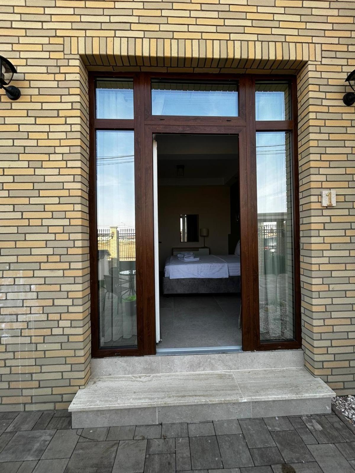 Pensiunea Villa D'Amici Mosnita Noua Экстерьер фото